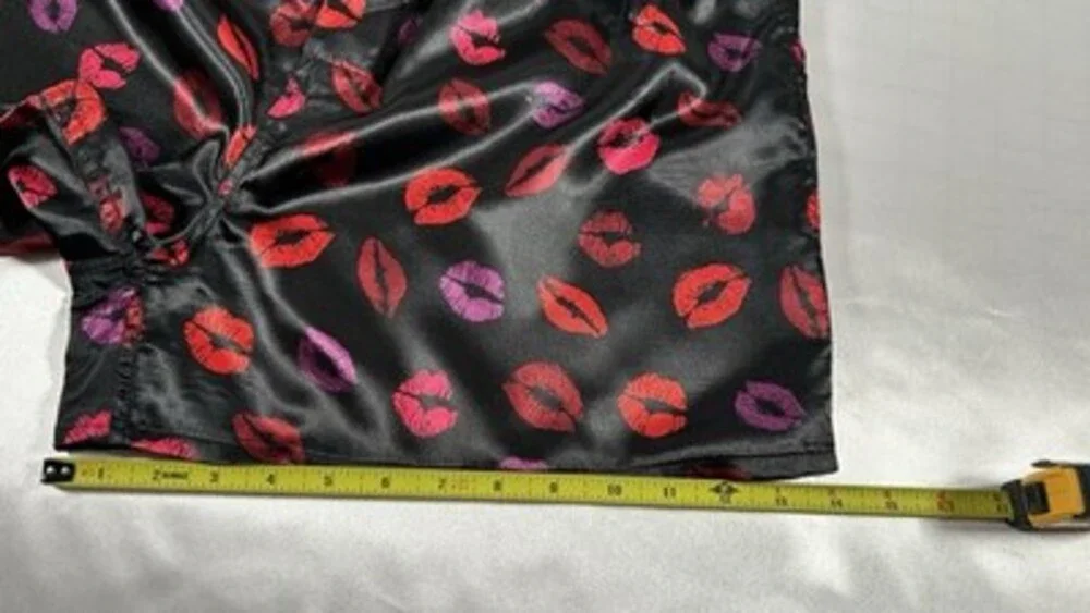 Rare Y2K MAX DECO SHINY GLANZ SATIN BOXERS LIPS AND KISSES SIZE L WITH FLY
